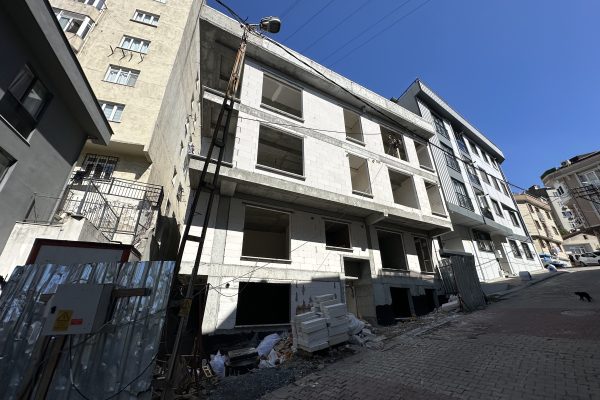 İlkbahar Şantiyesi