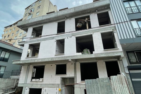 İlkbahar Şantiyesi